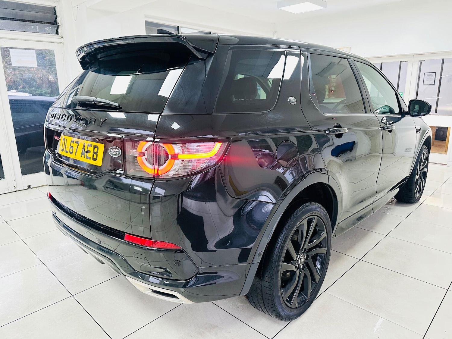 Used Land Rover Discovery Sport 2017 for sale - 76964328: Photo 27