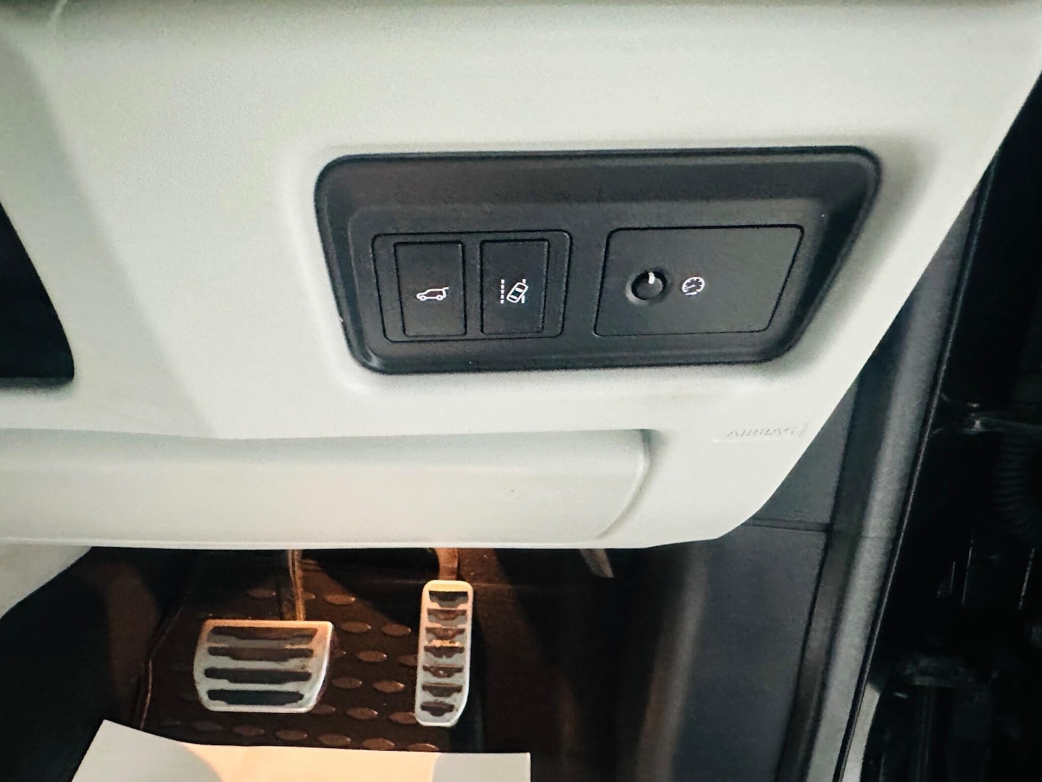 Used Land Rover Discovery Sport 2017 for sale - 76964328: Photo 36