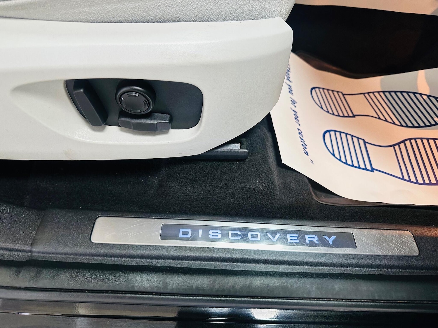 Used Land Rover Discovery Sport 2017 for sale - 76964328: Photo 45