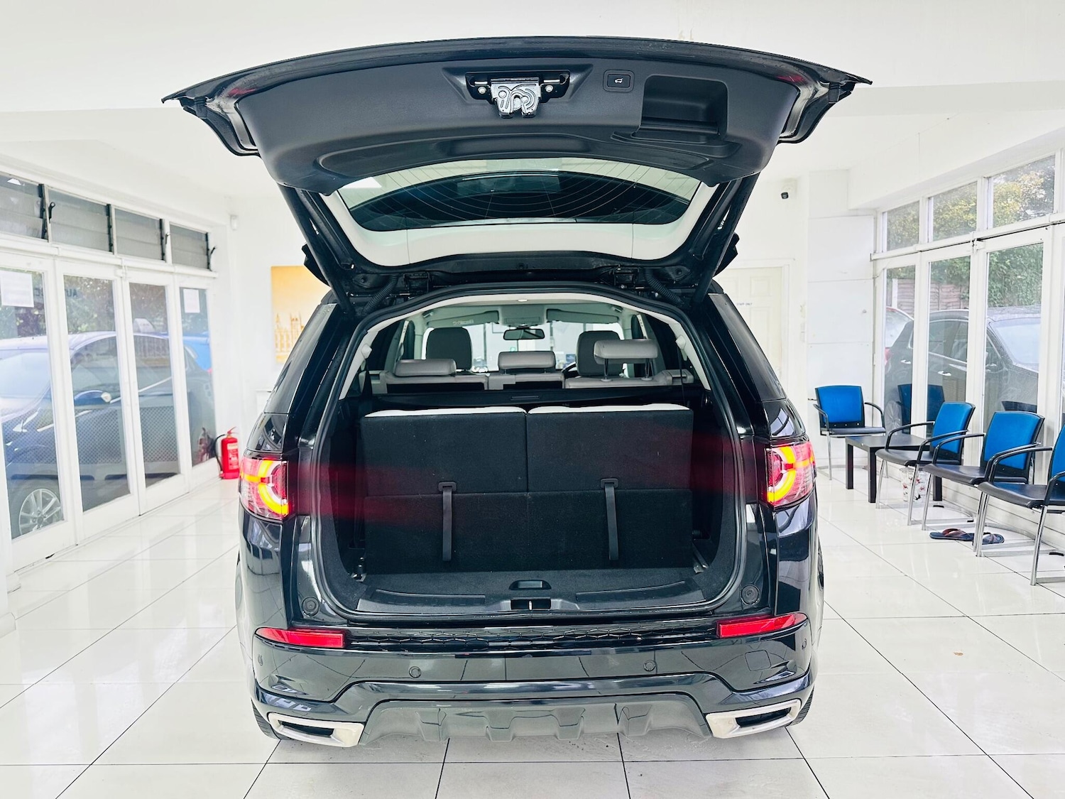 Used Land Rover Discovery Sport 2017 for sale - 76964328: Photo 7