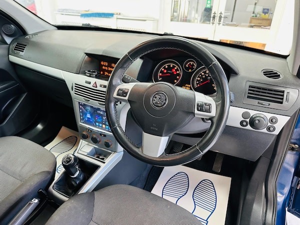 Used Vauxhall Astra 2010 for sale - 75950072: Photo 15