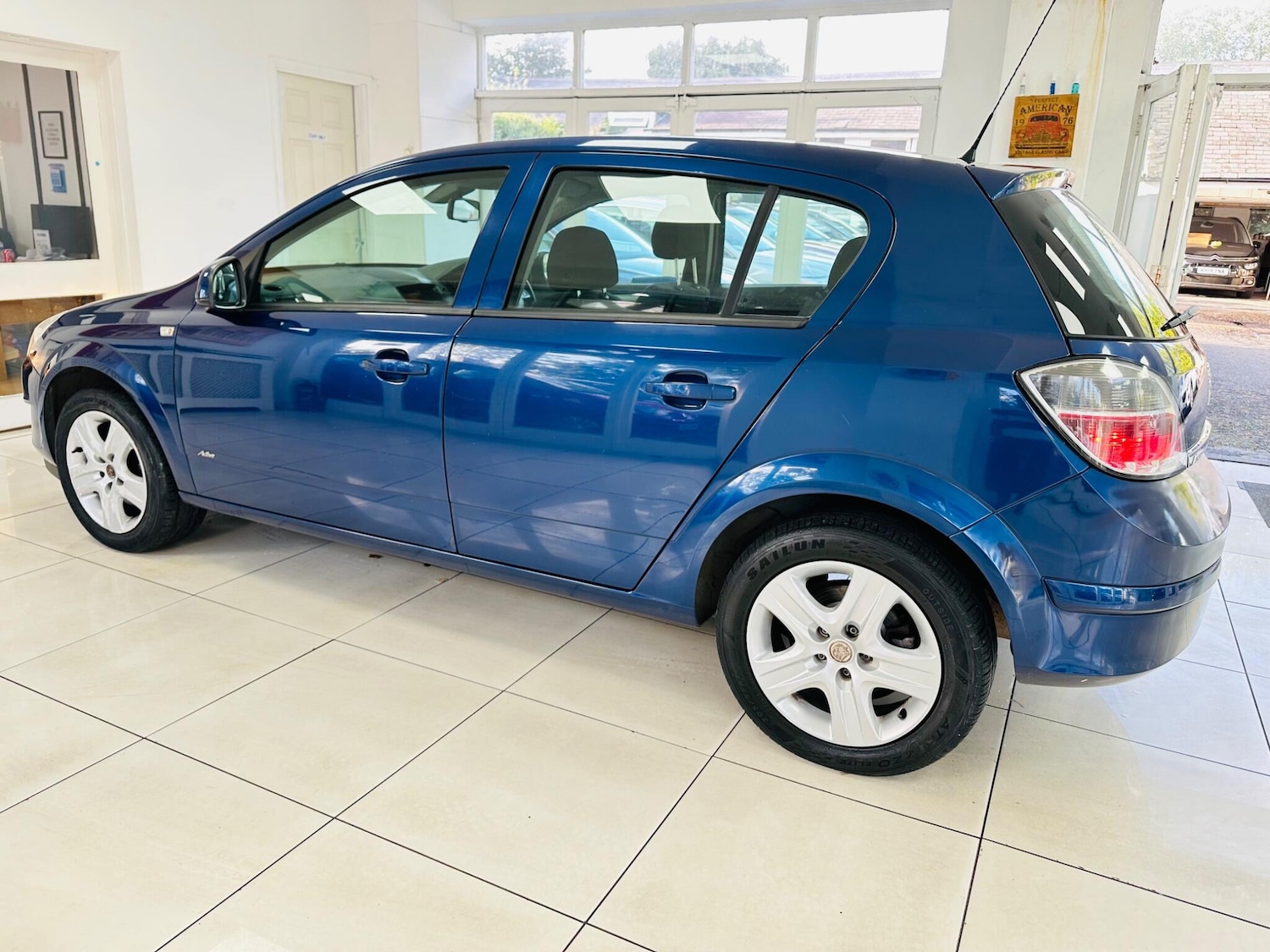 Used Vauxhall Astra 2010 for sale - 75950072: Photo 18