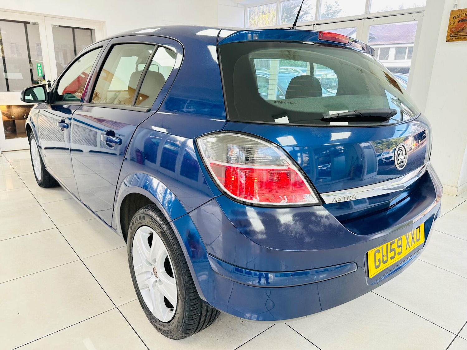 Used Vauxhall Astra 2010 for sale - 75950072: Photo 24