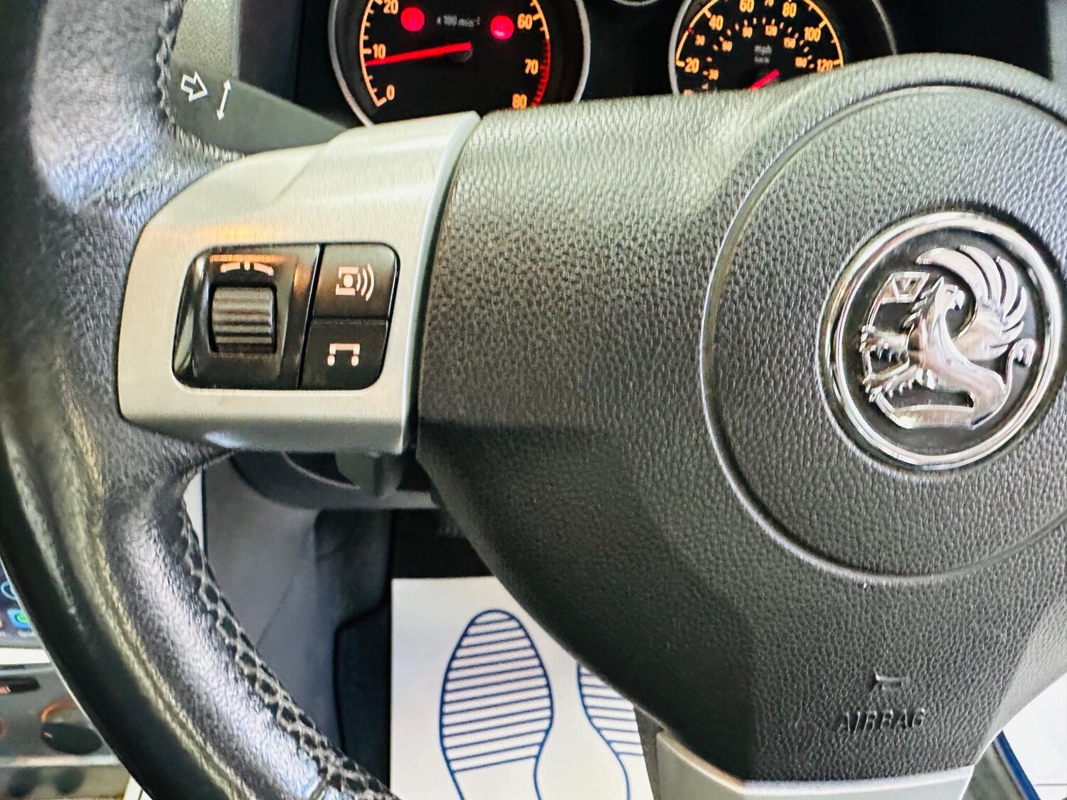 Used Vauxhall Astra 2010 for sale - 75950072: Photo 27