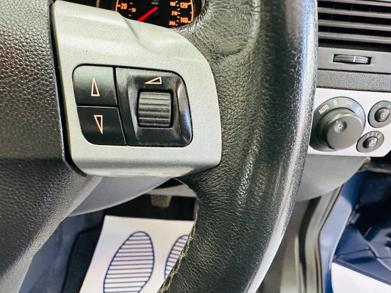 Used Vauxhall Astra 2010 for sale - 75950072: Photo 28