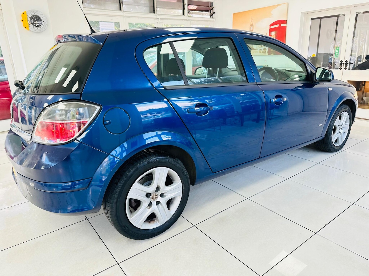 Used Vauxhall Astra 2010 for sale - 75950072: Photo 29