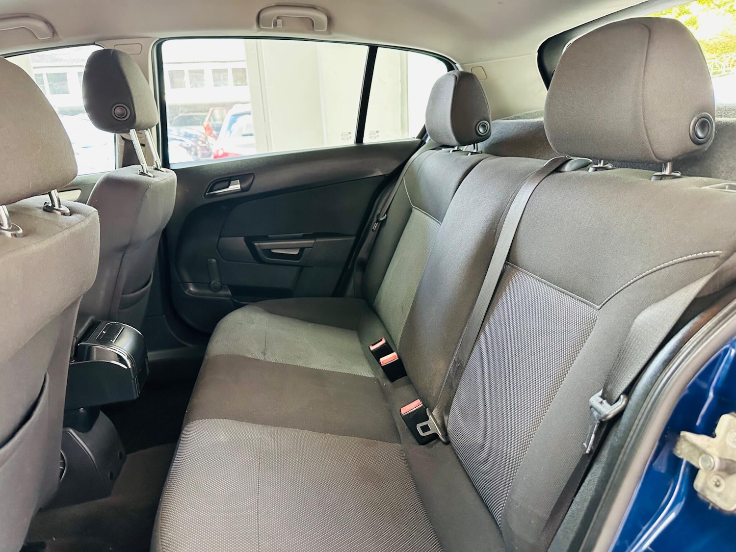 Used Vauxhall Astra 2010 for sale - 75950072: Photo 36