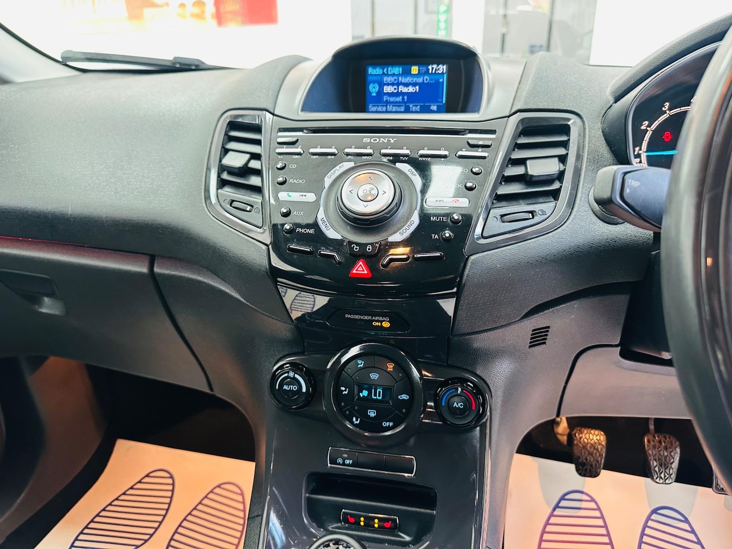 Used Ford Fiesta 2014 for sale - 76423277: Photo 27