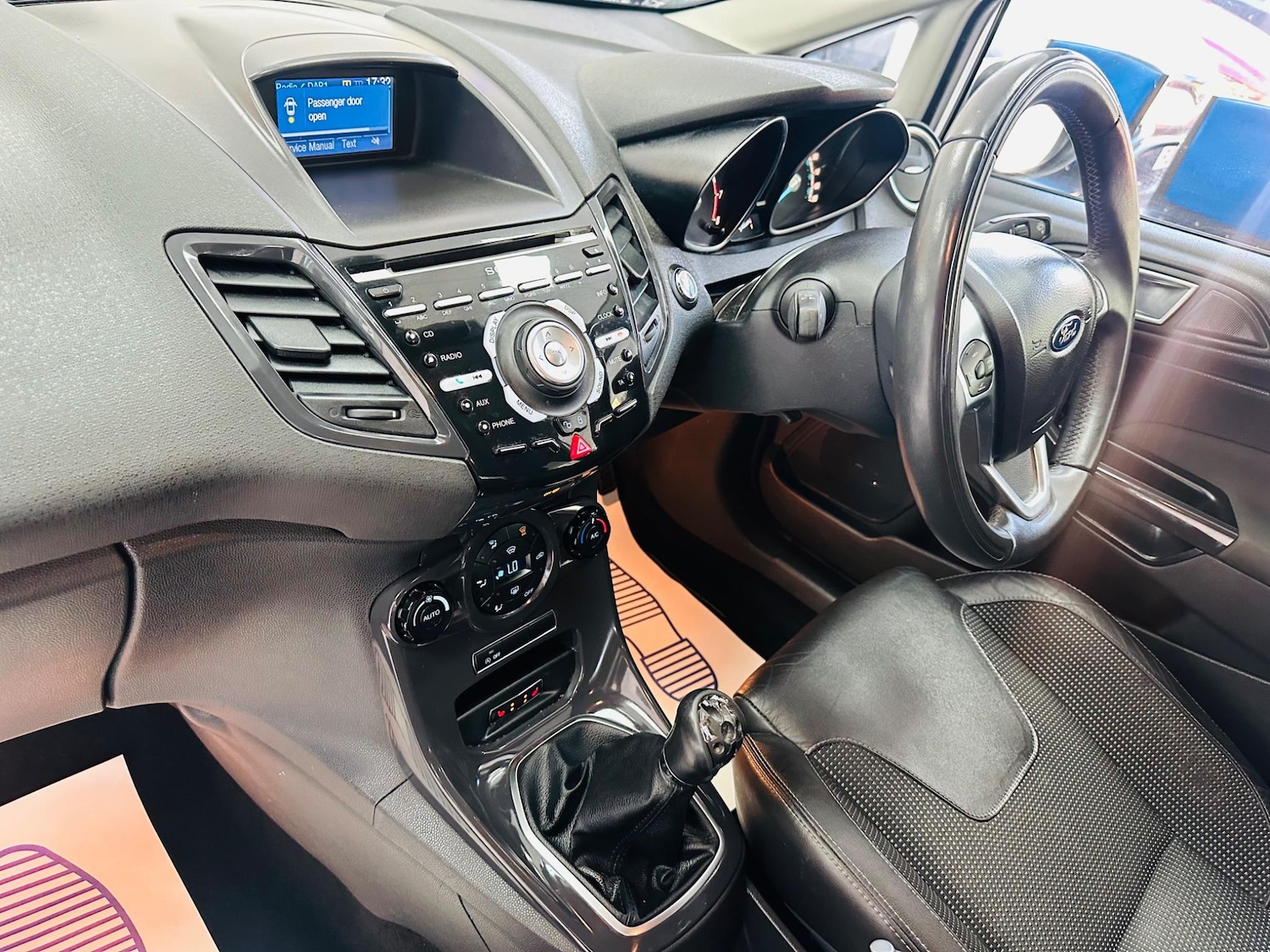 Used Ford Fiesta 2014 for sale - 76423277: Photo 35