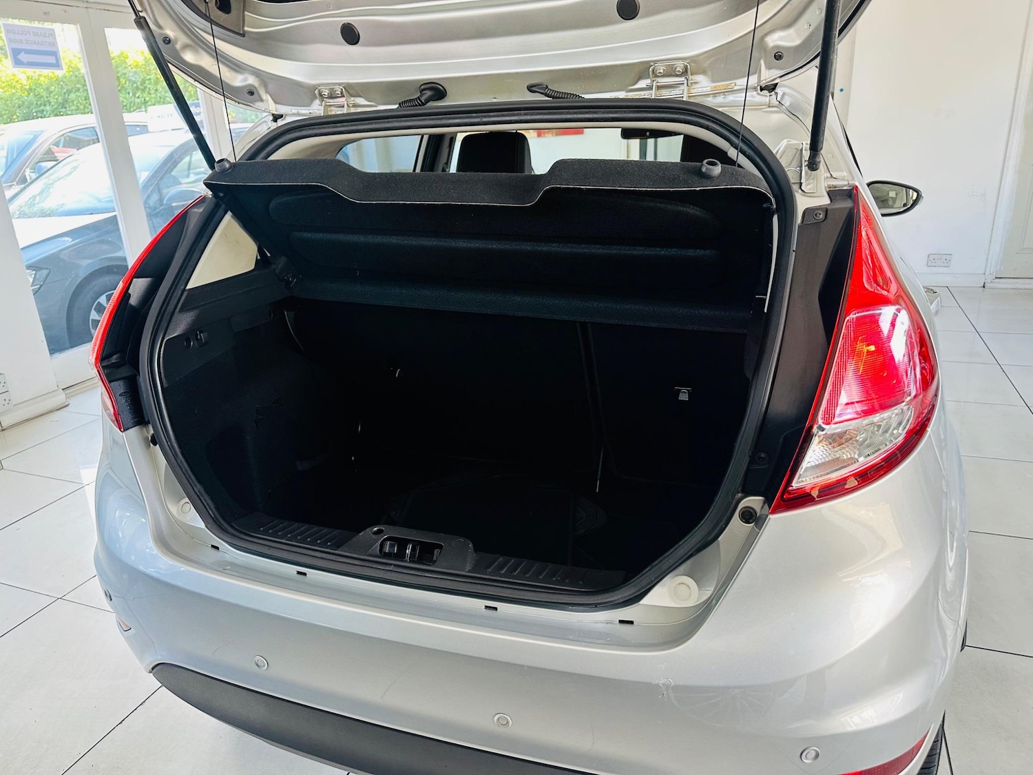 Used Ford Fiesta 2014 for sale - 76423277: Photo 7