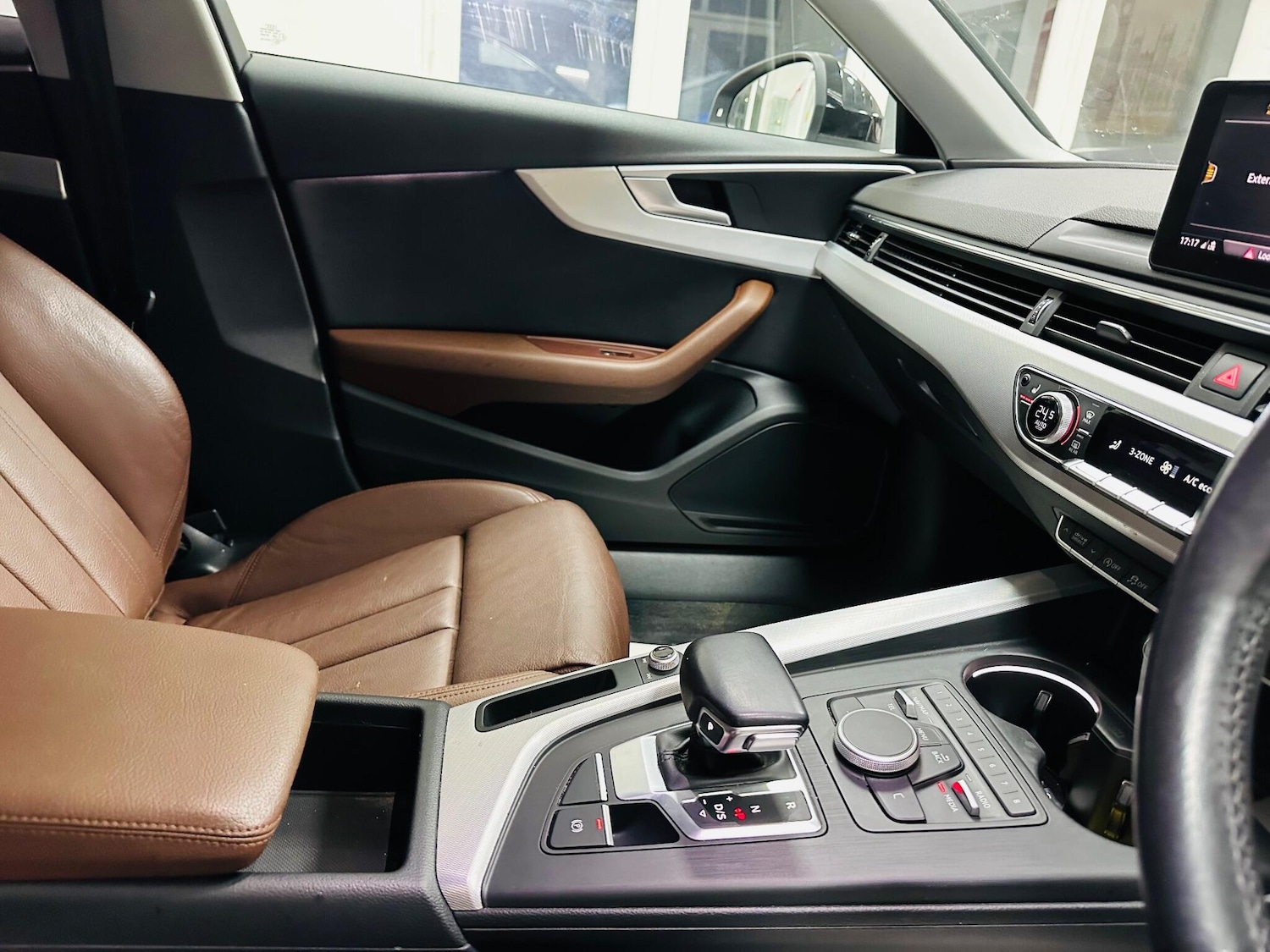 Used Audi A4 2017 for sale - 77202519: Photo 11