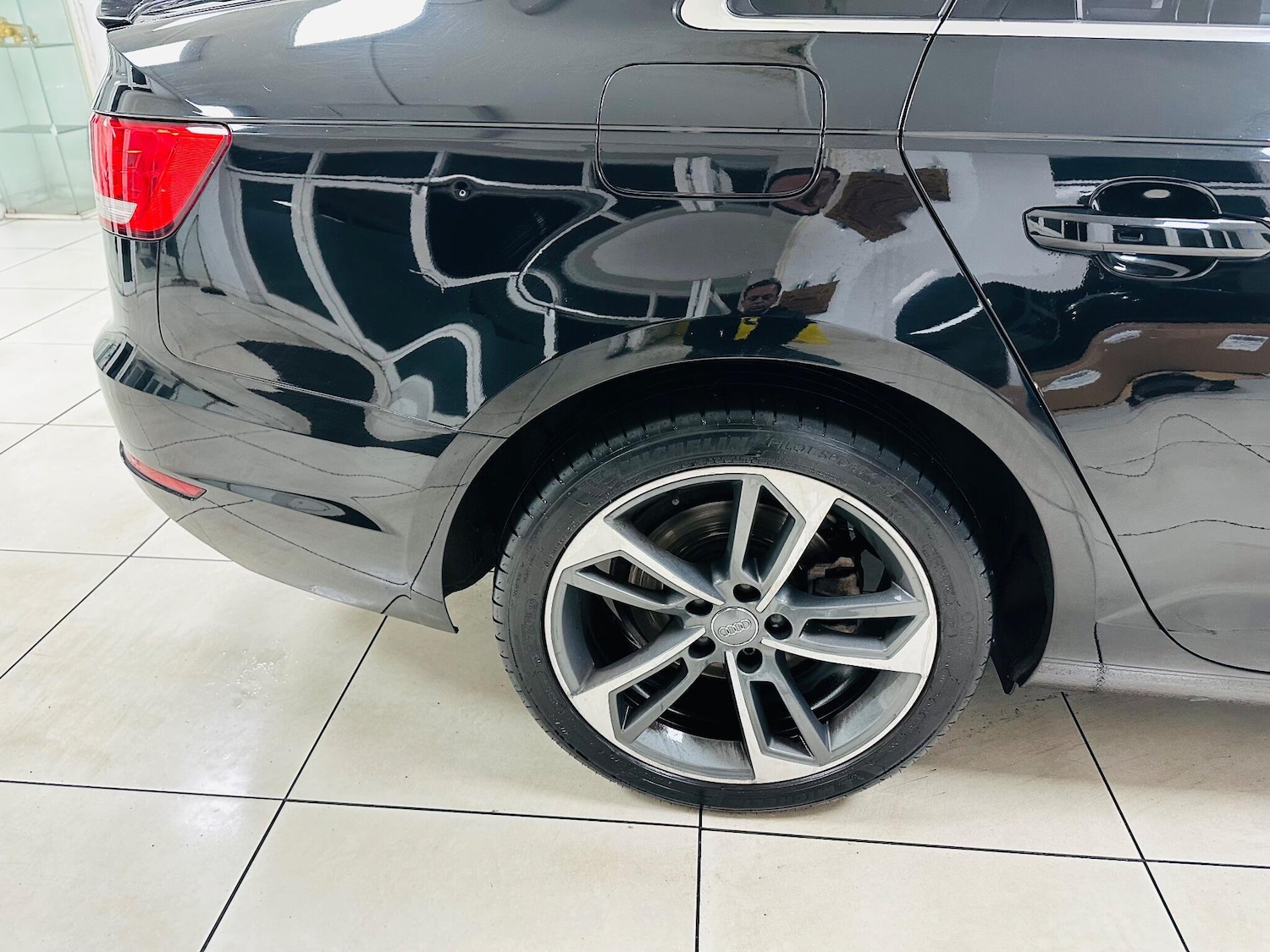 Used Audi A4 2017 for sale - 77202519: Photo 27