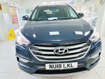Used Hyundai Santa Fe 2018 for sale - 77769181: Photo
