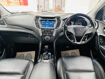 Used Hyundai Santa Fe 2018 for sale - 77769181: Photo