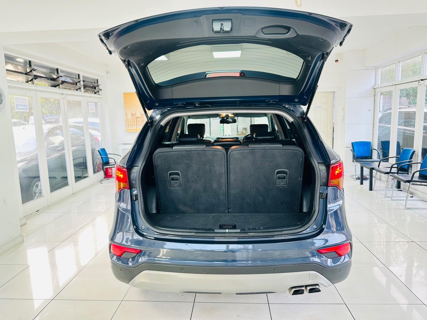 Used Hyundai Santa Fe 2018 for sale - 77769181: Photo 7