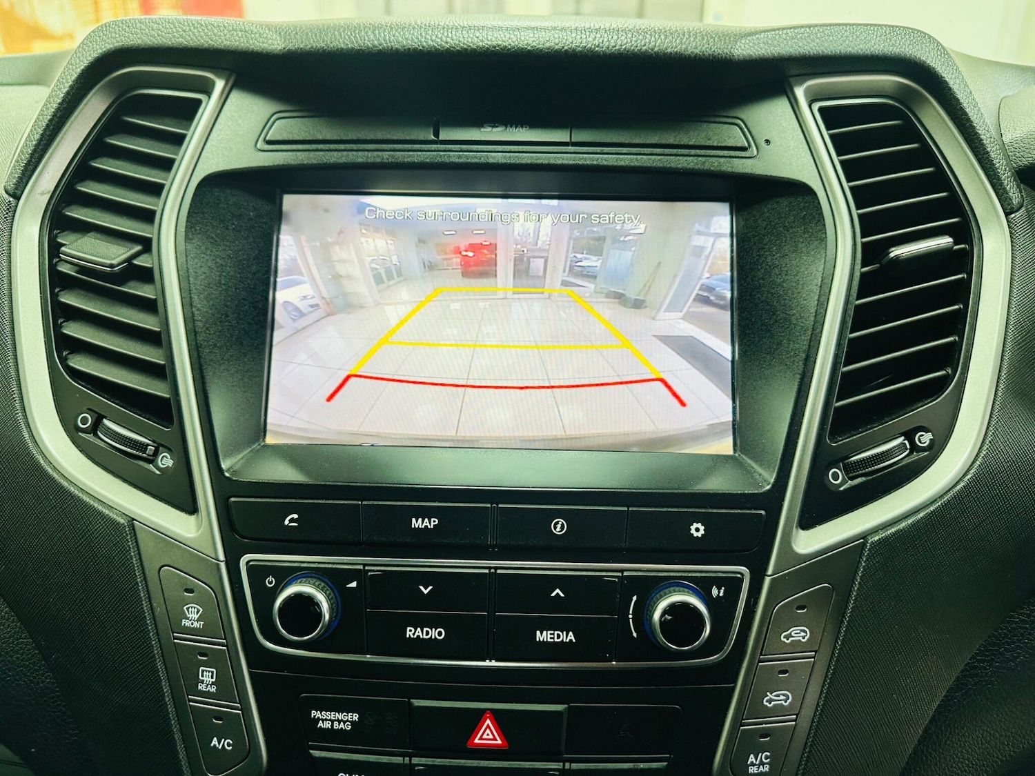 Used Hyundai Santa Fe 2018 for sale - 77769181: Photo 8