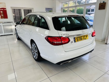 Used Mercedes-Benz C Class 2018 for sale - 78988030: Photo