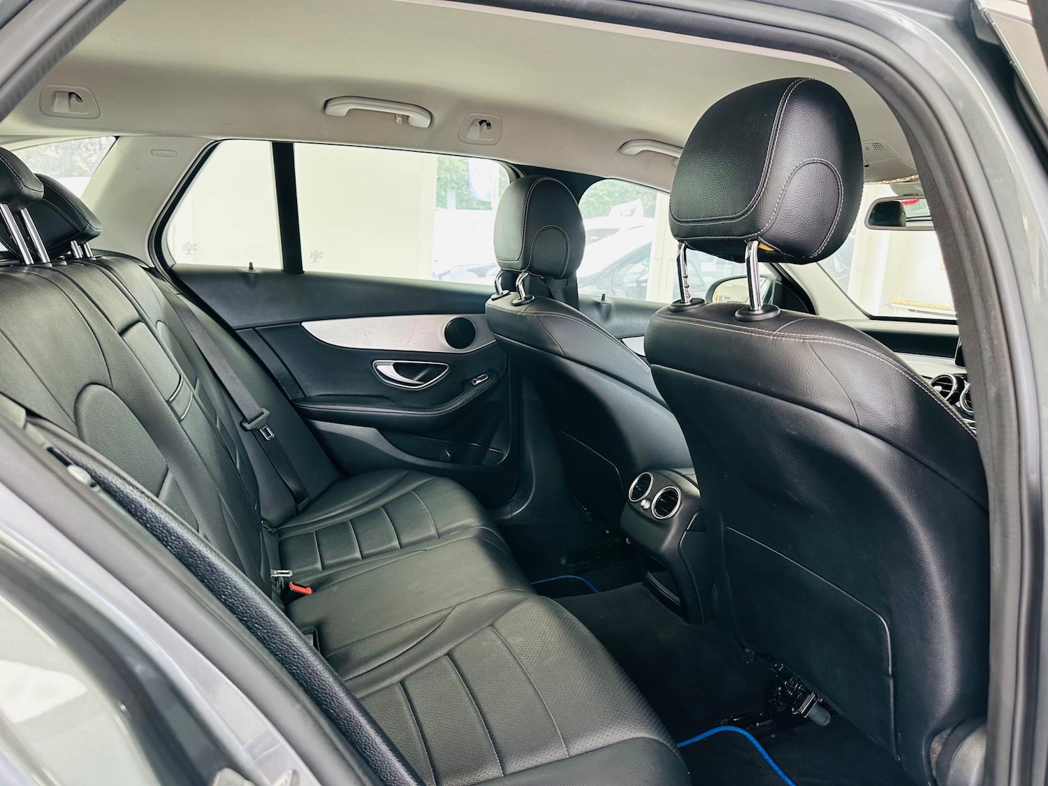 Used Mercedes-Benz C Class 2016 for sale - 76912818: Photo 40