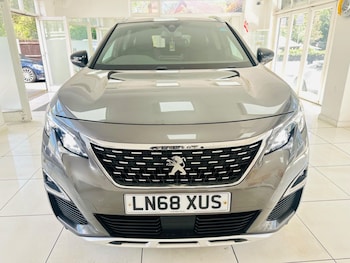 Used Peugeot 5008 2018 for sale - 78934918: Photo