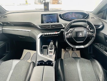 Used Peugeot 5008 2018 for sale - 78934918: Photo