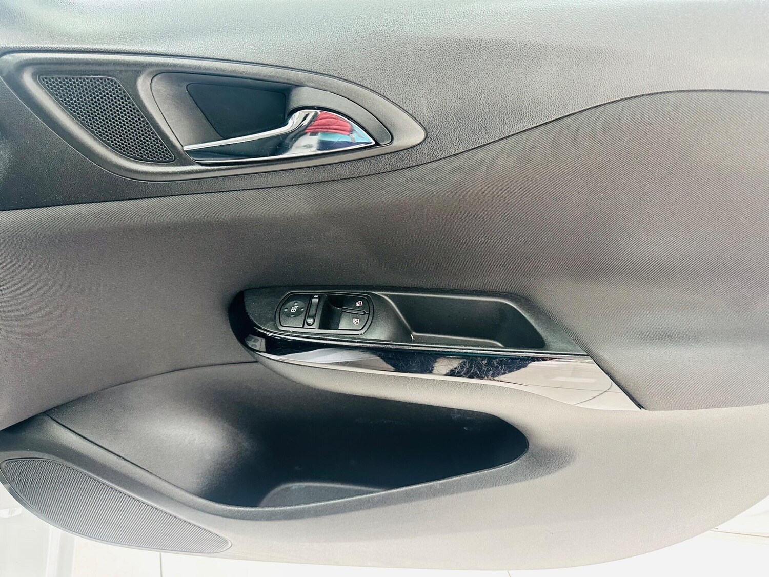 Used Vauxhall Corsa 2018 for sale - 76094290: Photo 41