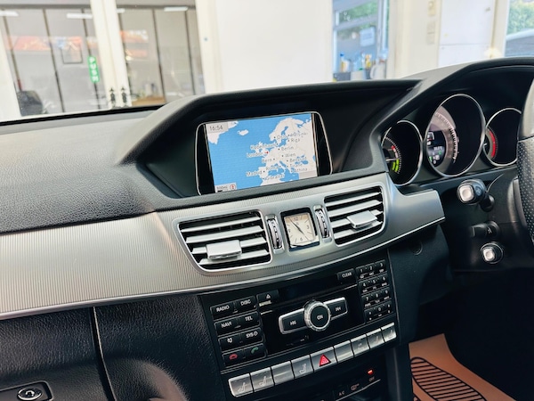 Used Mercedes-Benz E-Class 2014 for sale - 76189526: Photo 28