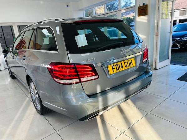 Used Mercedes-Benz E-Class 2014 for sale - 76189526: Photo 39