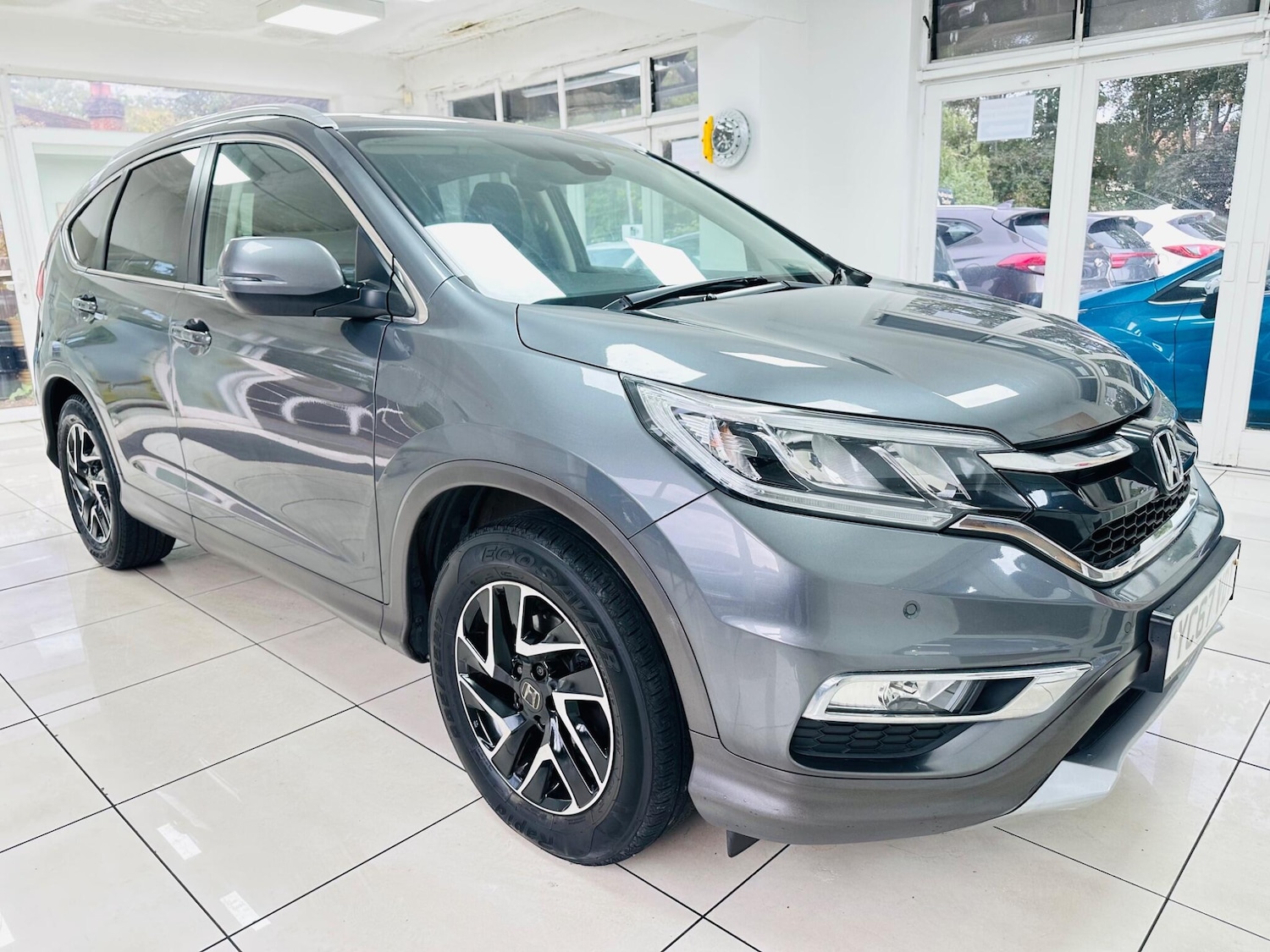 Used Honda CR-V 2017 for sale - 76151793: Photo 1