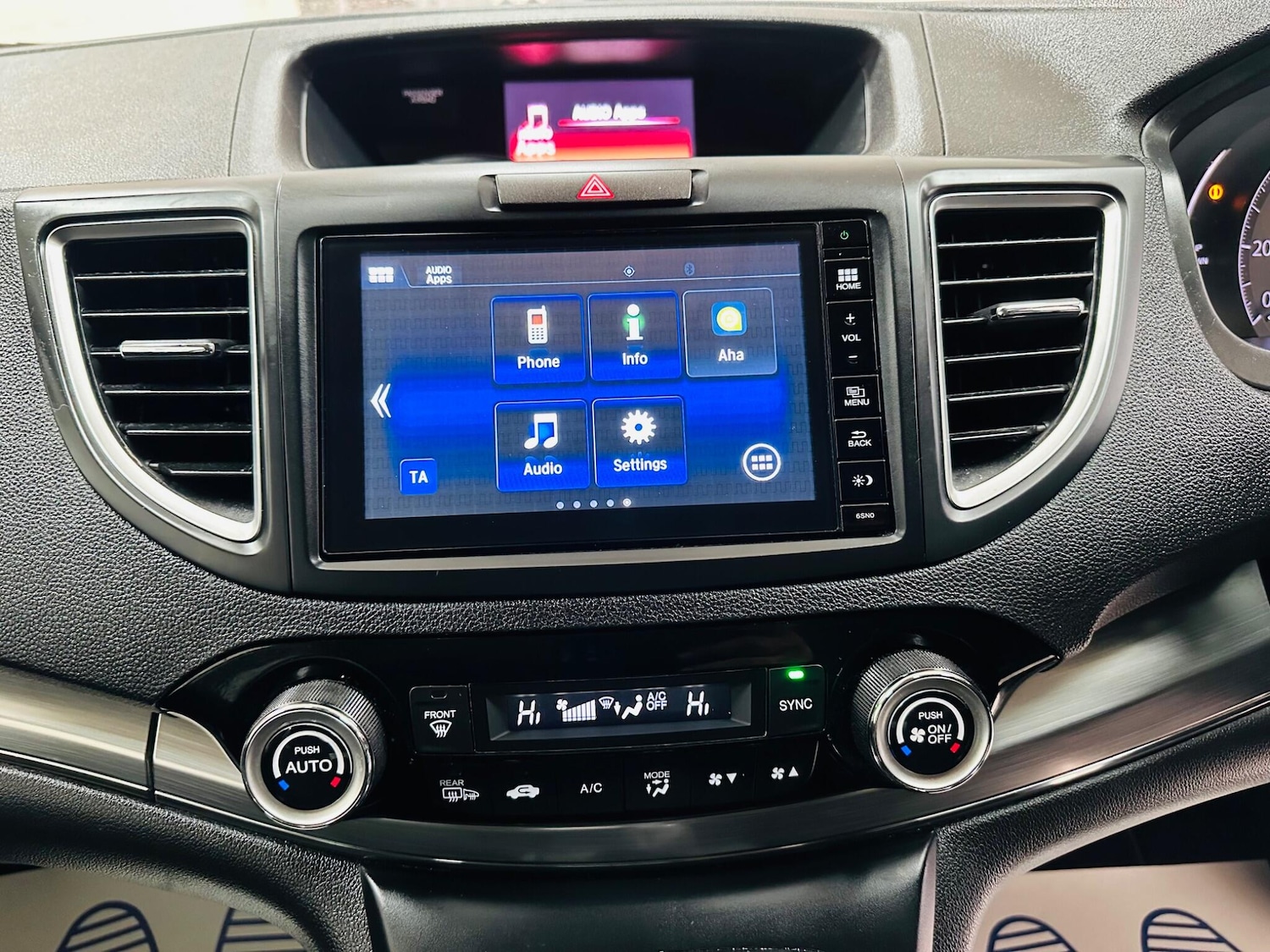 Used Honda CR-V 2017 for sale - 76151793: Photo 18