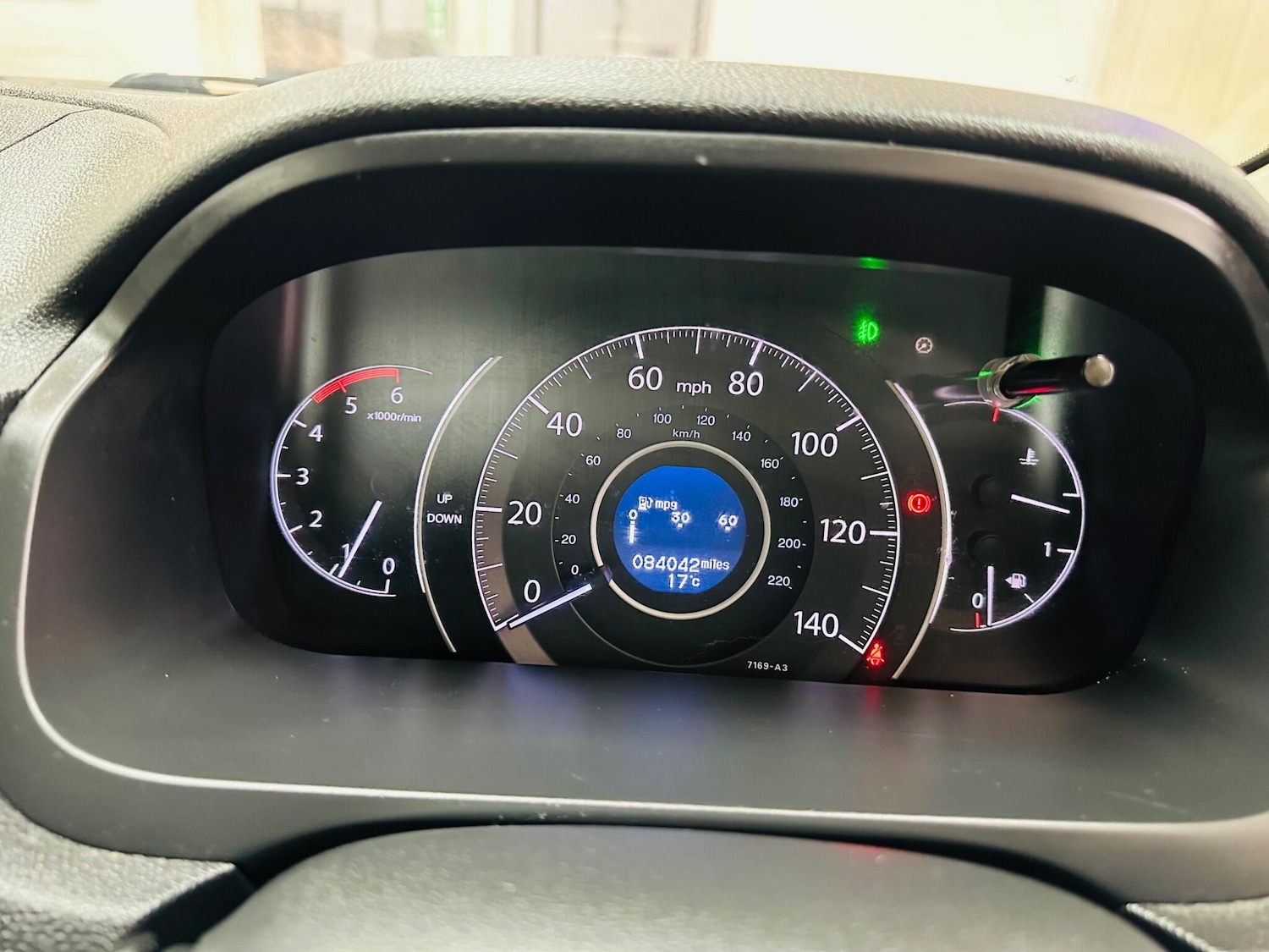 Used Honda CR-V 2017 for sale - 76151793: Photo 4