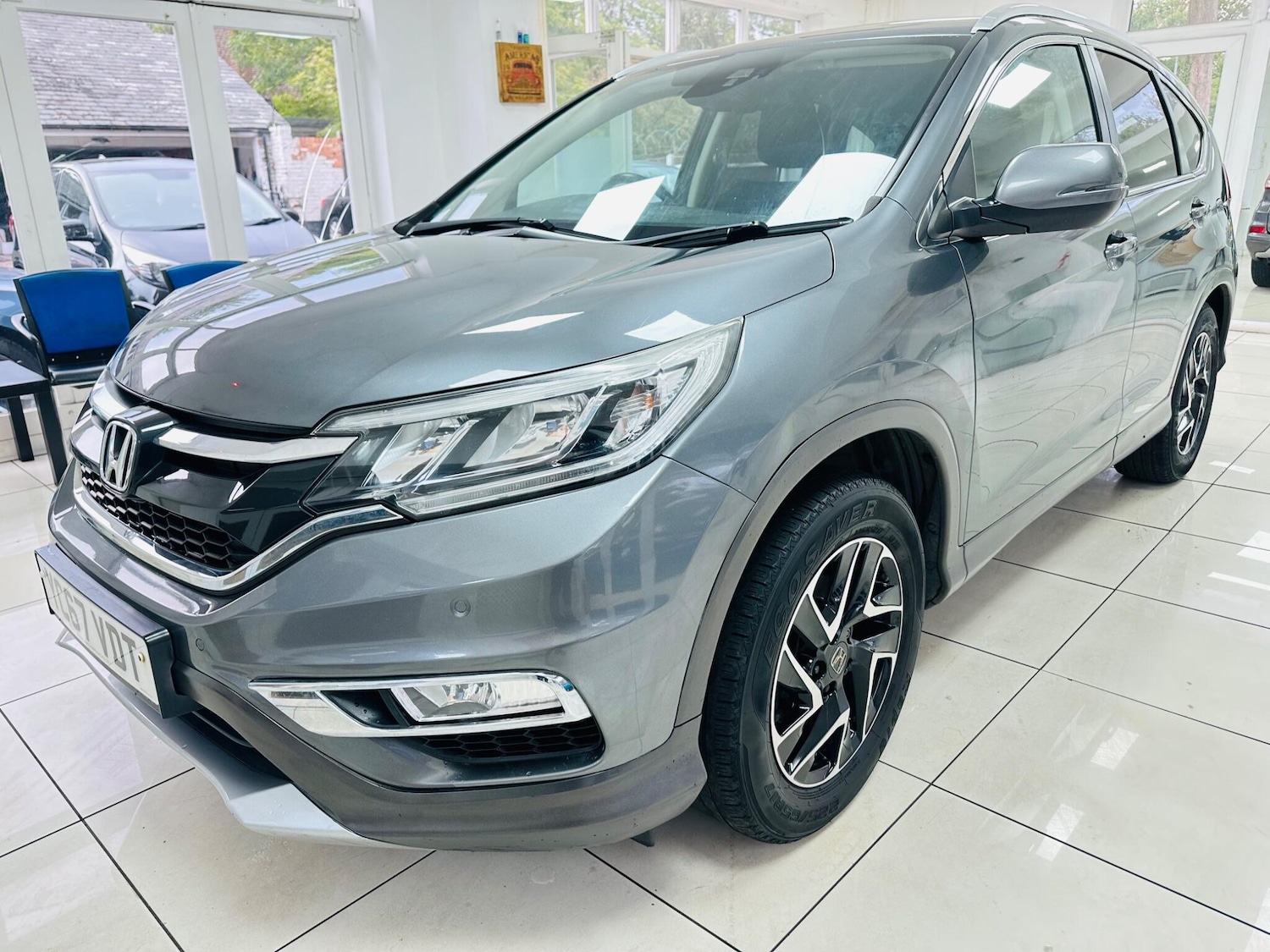 Used Honda CR-V 2017 for sale - 76151793: Photo 5