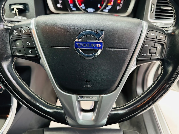 Used Volvo V60 2016 for sale - 76270971: Photo 19