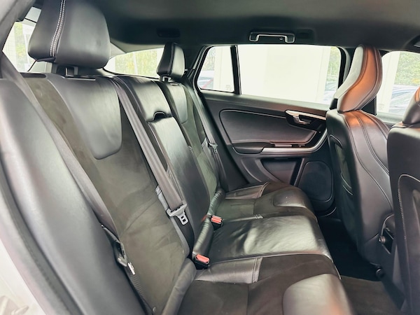 Used Volvo V60 2016 for sale - 76270971: Photo 33