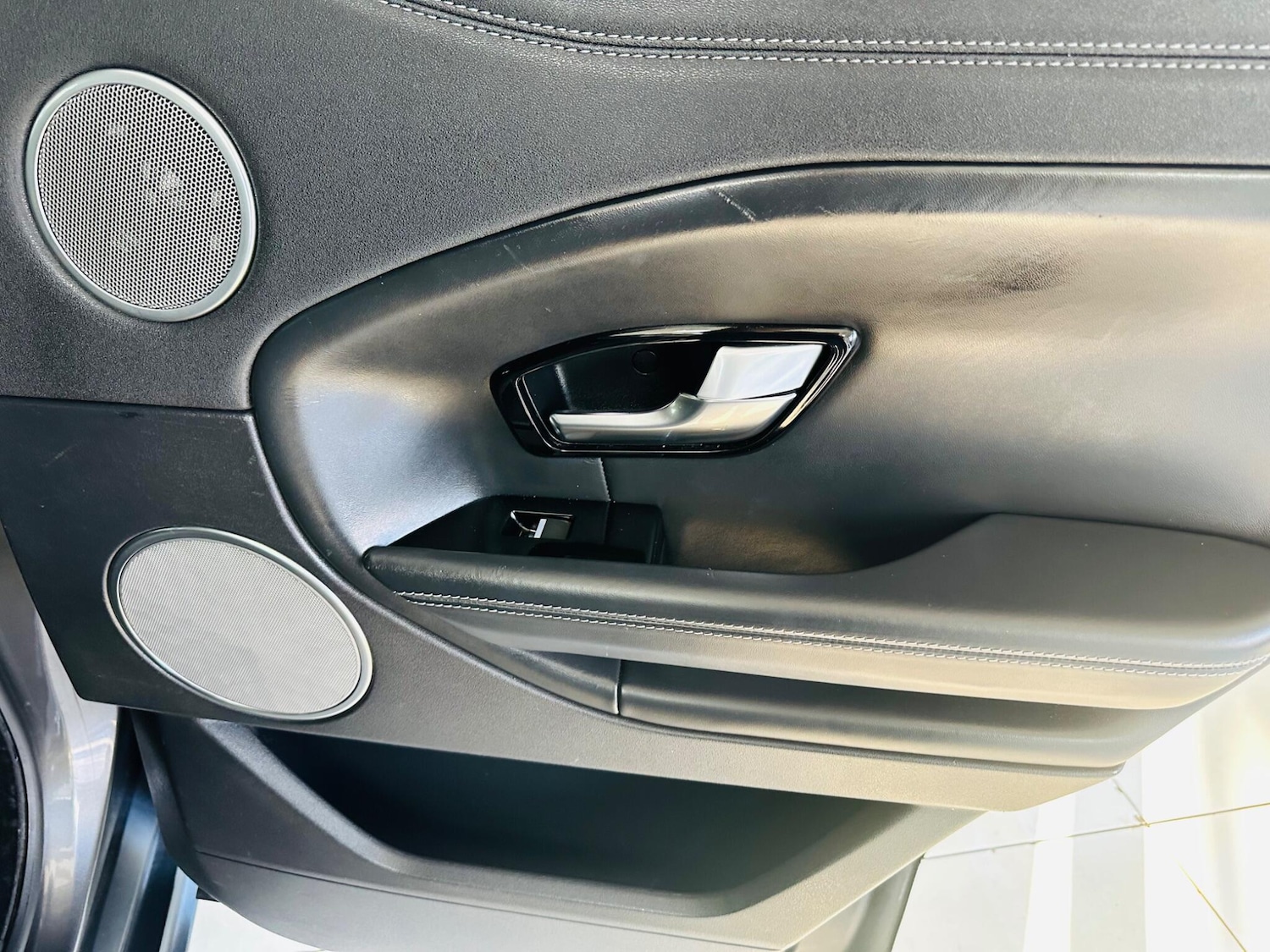 Used Land Rover Range Rover Evoque 2017 for sale - 77657823: Photo 40