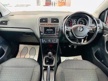 Used Volkswagen Polo 2017 for sale - 77709727: Photo
