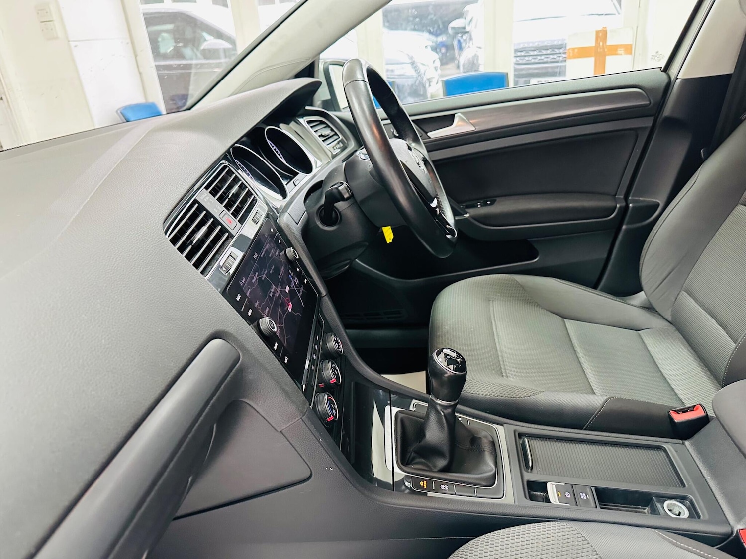 Used Volkswagen Golf for sale - 77549680: Photo 16