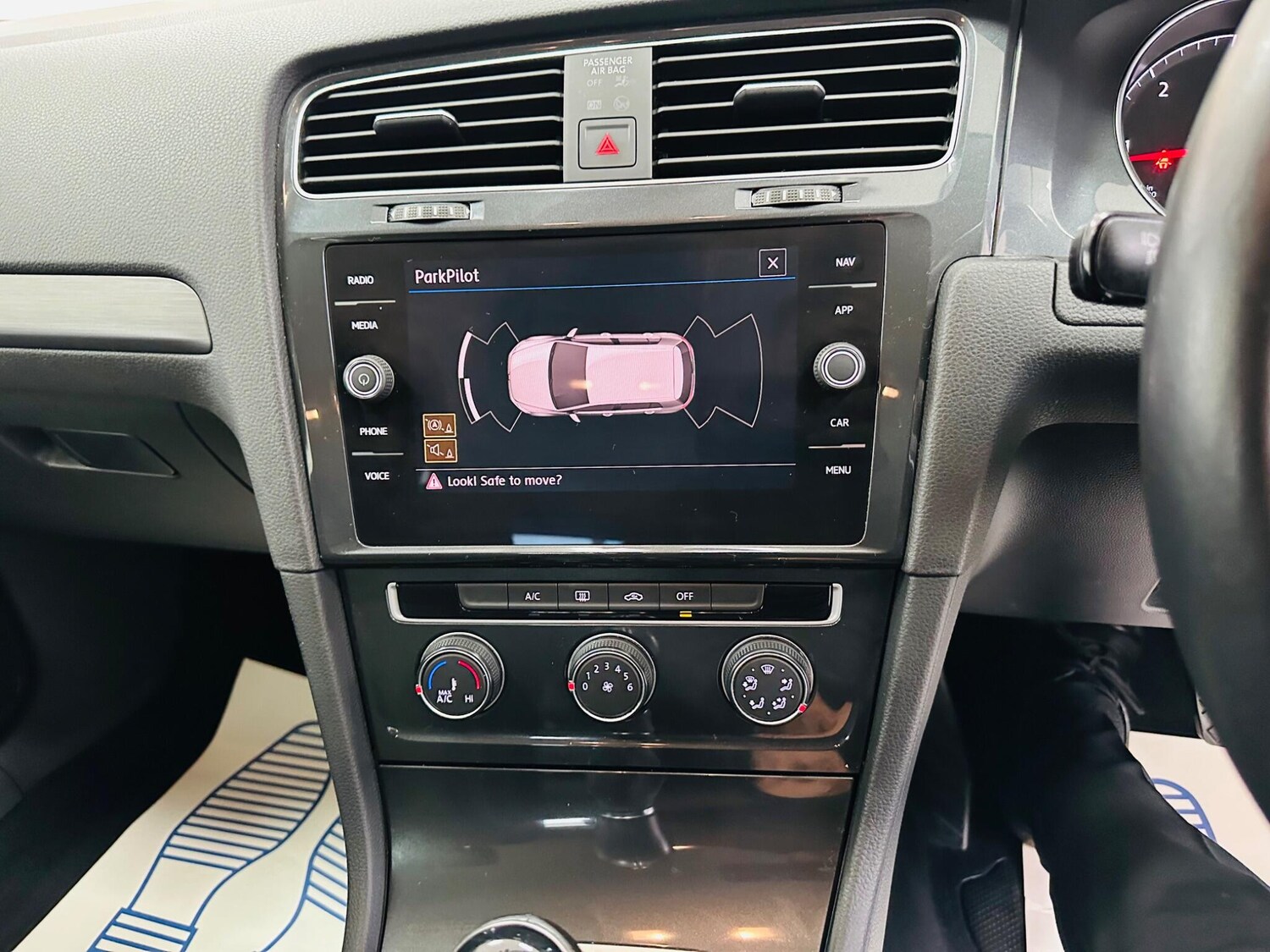 Used Volkswagen Golf for sale - 77549680: Photo 43