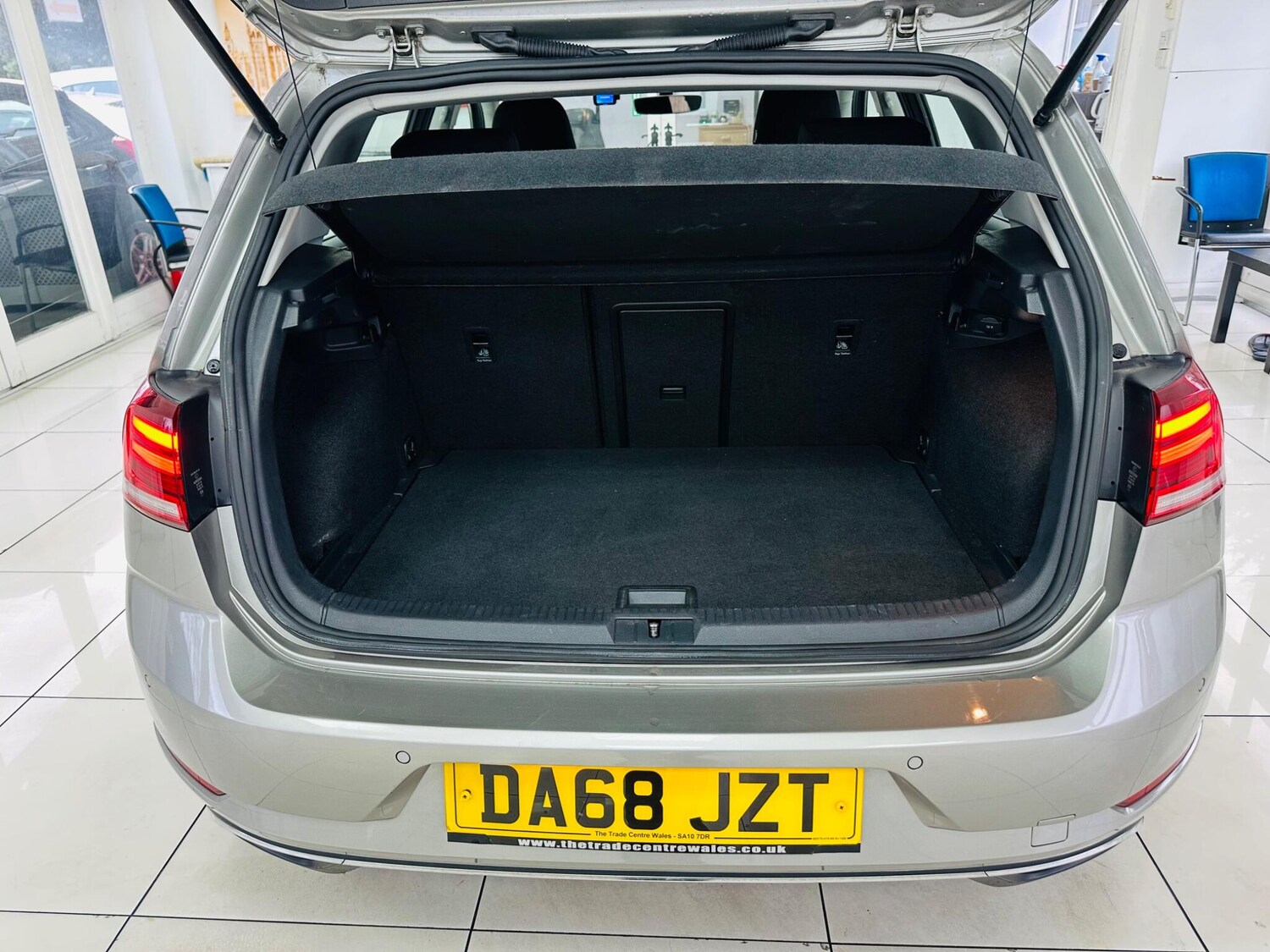 Used Volkswagen Golf for sale - 77549680: Photo 6