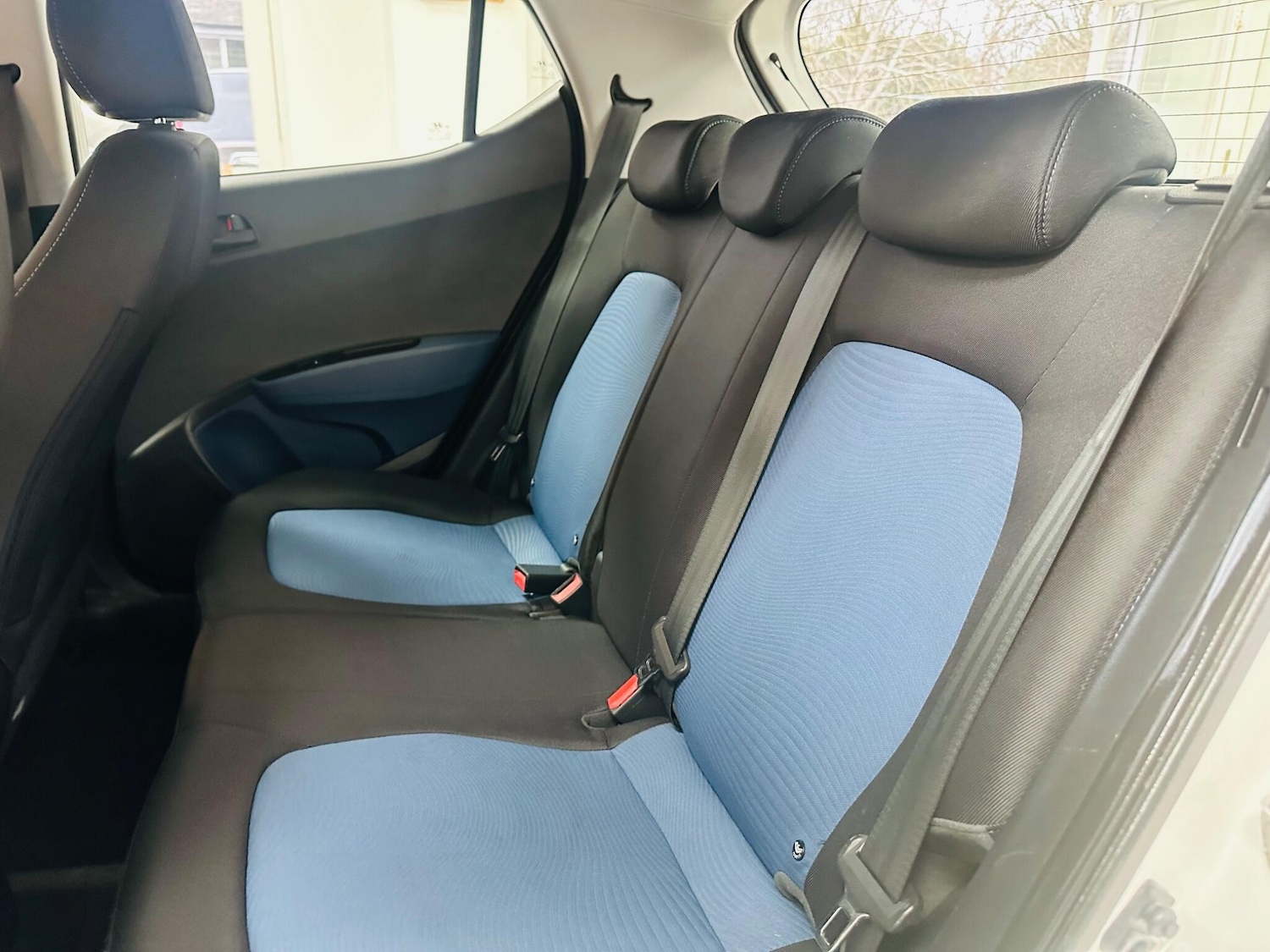 Used Hyundai i10 2015 for sale - 77611819: Photo 29