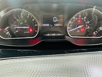 Used Peugeot 208 2016 for sale - 79039389: Photo