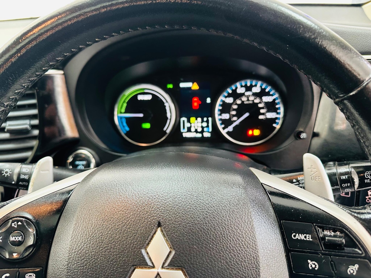 Used Mitsubishi Outlander 2015 for sale - 77824732: Photo 11