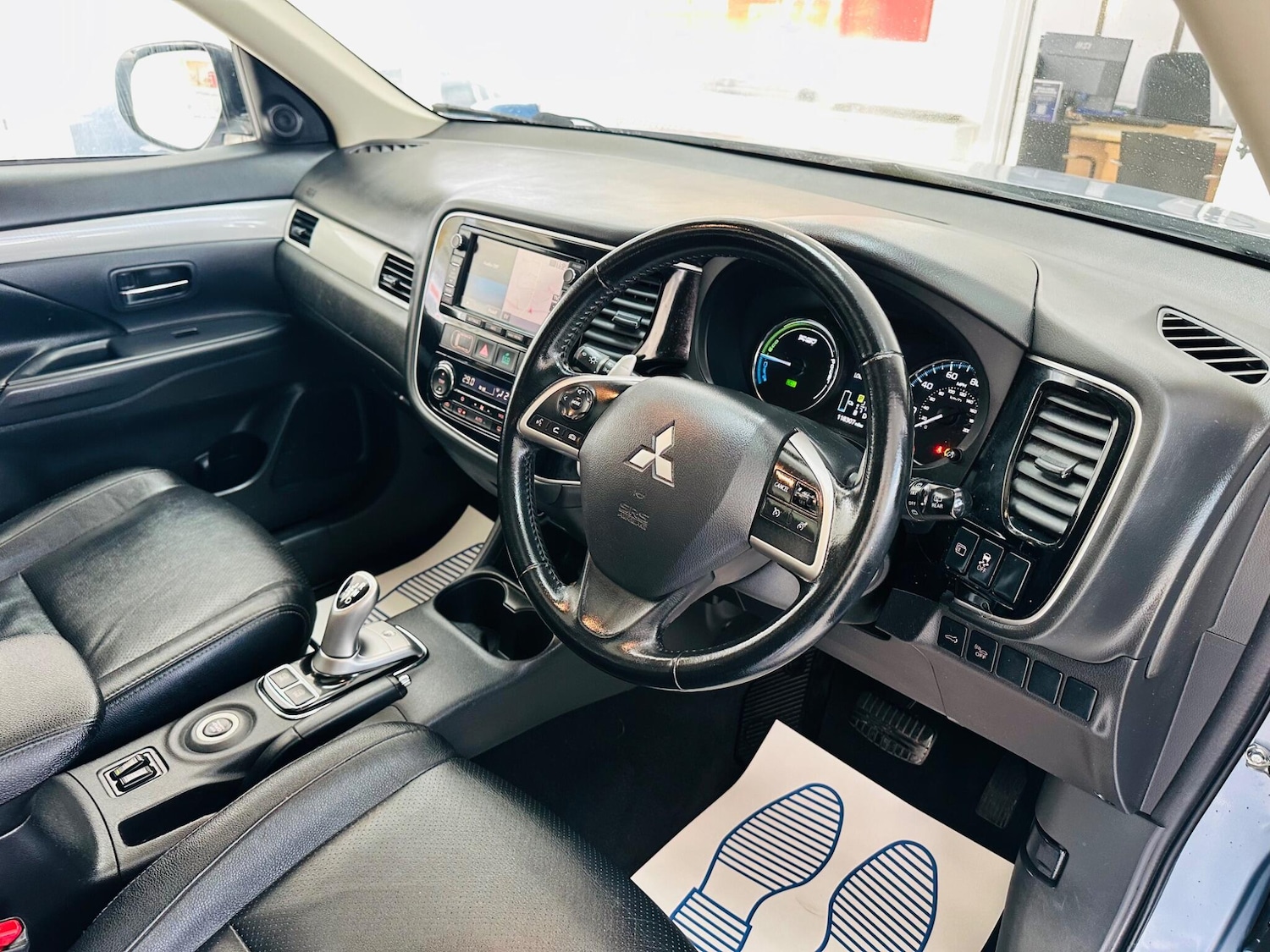 Used Mitsubishi Outlander 2015 for sale - 77824732: Photo 13