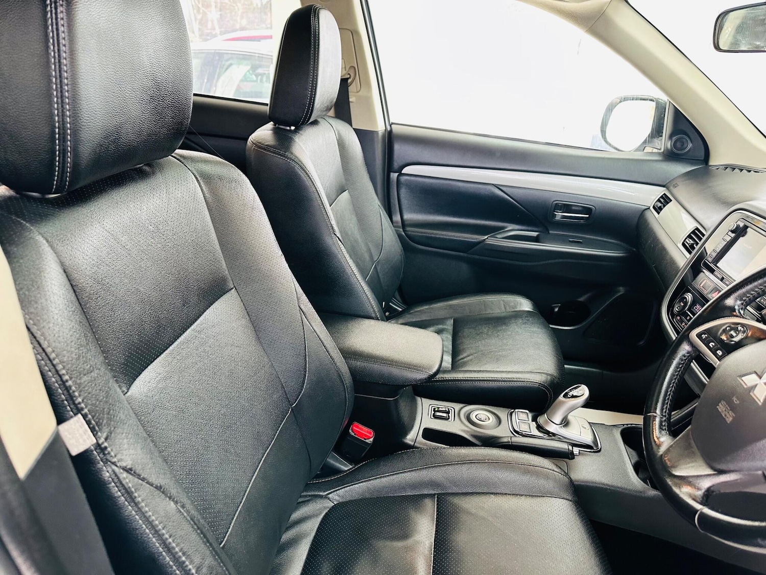 Used Mitsubishi Outlander 2015 for sale - 77824732: Photo 17