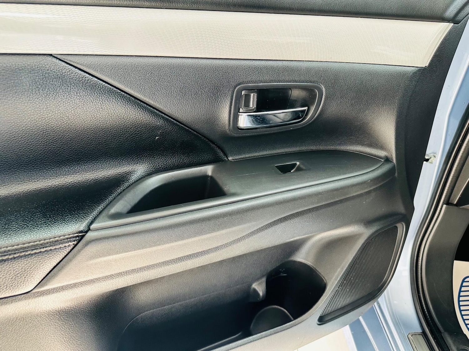 Used Mitsubishi Outlander 2015 for sale - 77824732: Photo 27