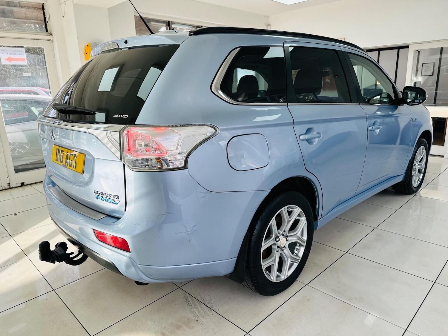 Used Mitsubishi Outlander 2015 for sale - 77824732: Photo 40