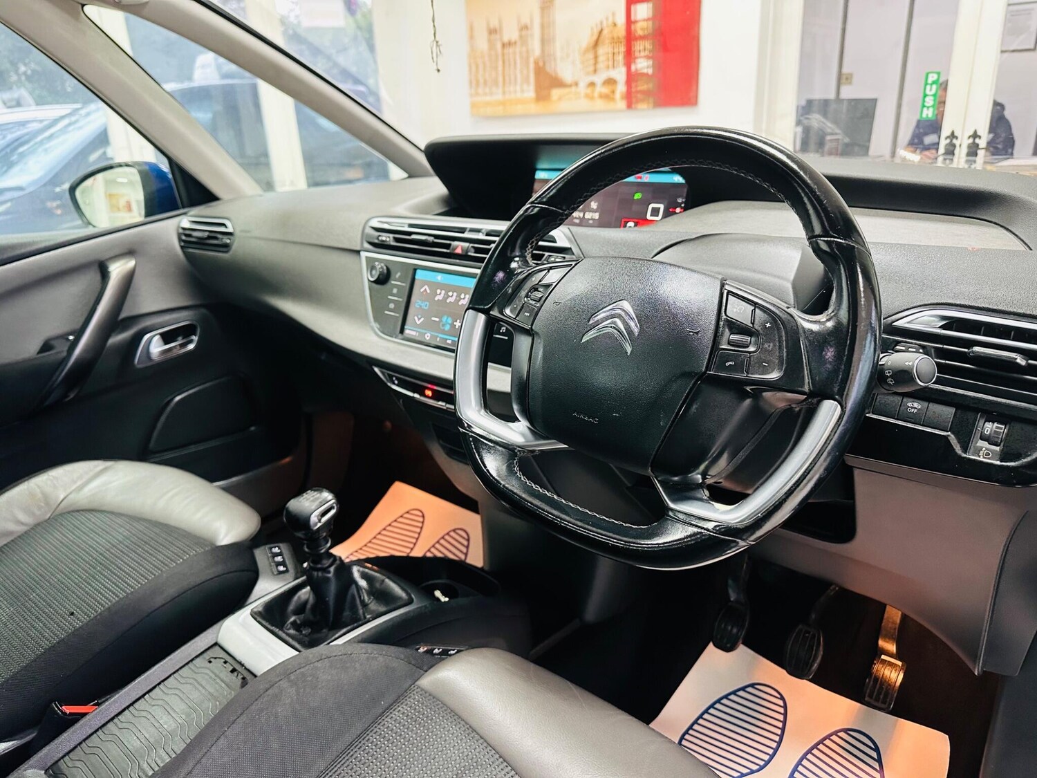 Used Citroen Grand C4 Picasso 2018 for sale - 77537458: Photo 25