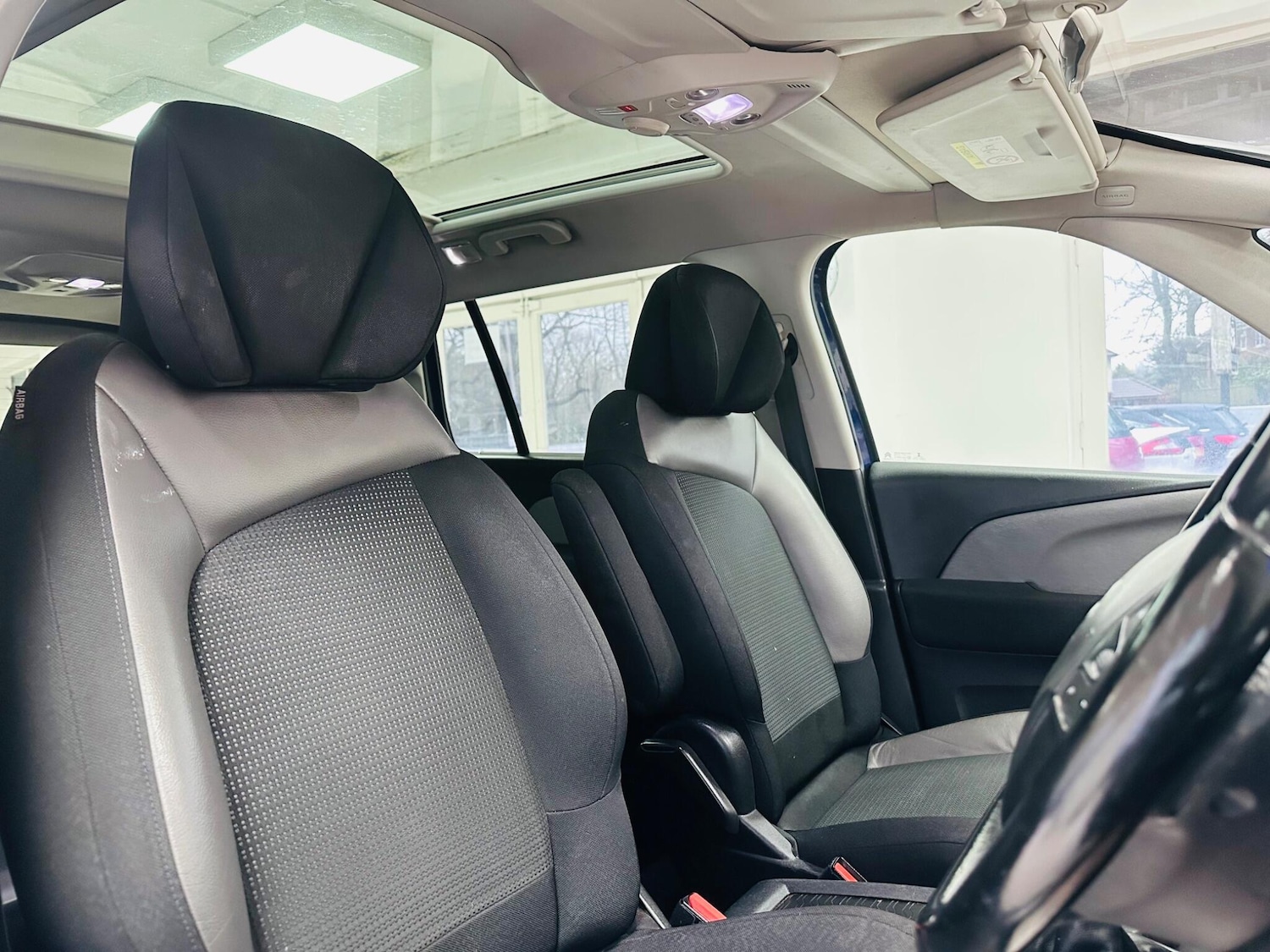 Used Citroen Grand C4 Picasso 2018 for sale - 77537458: Photo 31