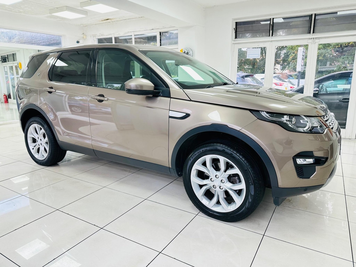 Used Land Rover Discovery Sport 2016 for sale - 76215171: Photo 17