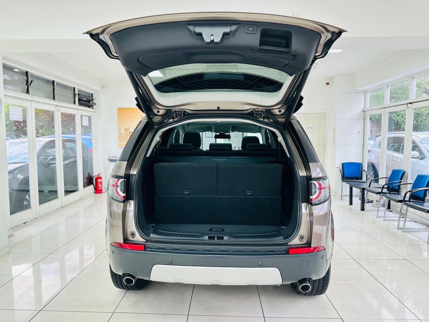 Used Land Rover Discovery Sport 2016 for sale - 76215171: Photo 8