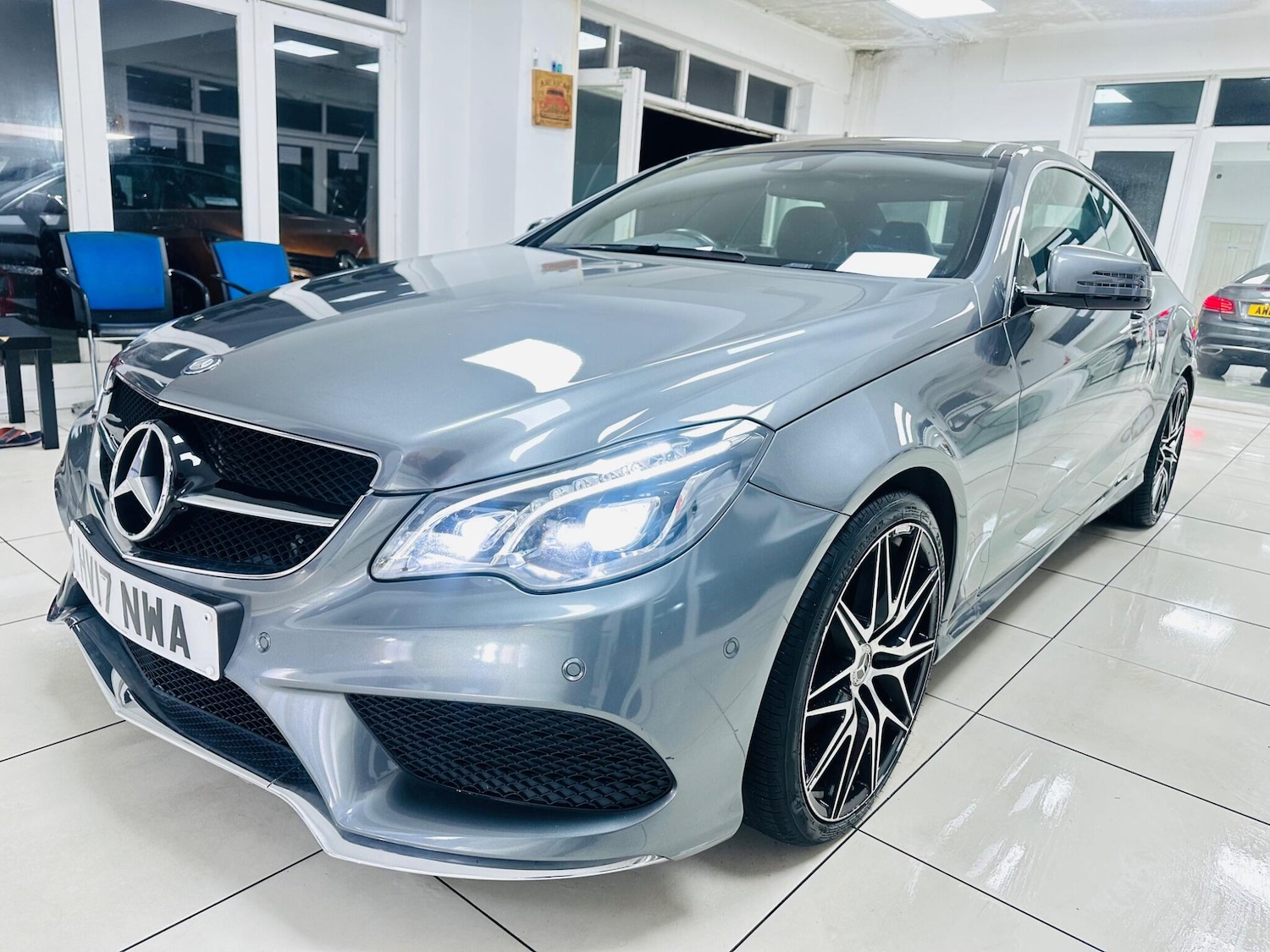 Used Mercedes-Benz E Class 2017 for sale - 77306137: Photo 4